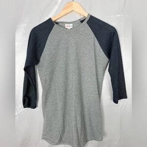 Lularoe XS Gray Raglan‎ Top 3/4 Sleeve Soft Stretch Casual Classic Tee